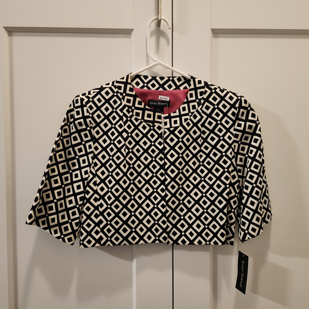 Jessica Howard Black and White Geometric Women's Top